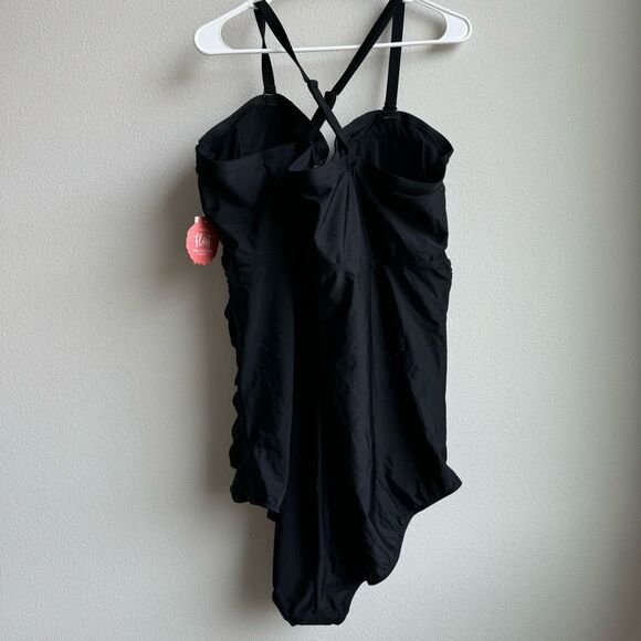 NWT Torrid Black Slim Fix Wireless Lattice Front One Piece Swimsuit Size 6/6X/30 - Picture 8 of 8